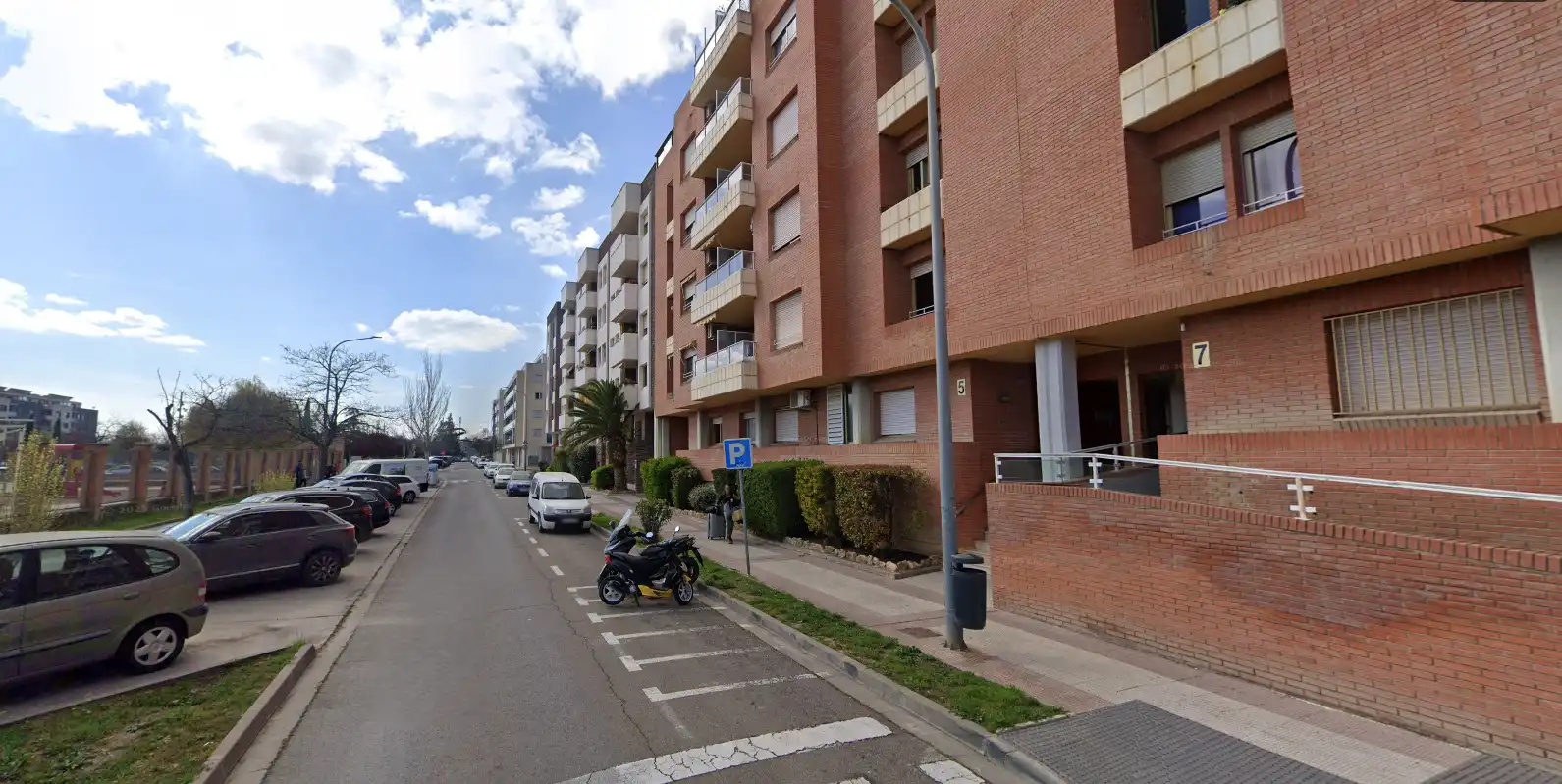 Vista exterior de Casa o chalet en venta en Huesca