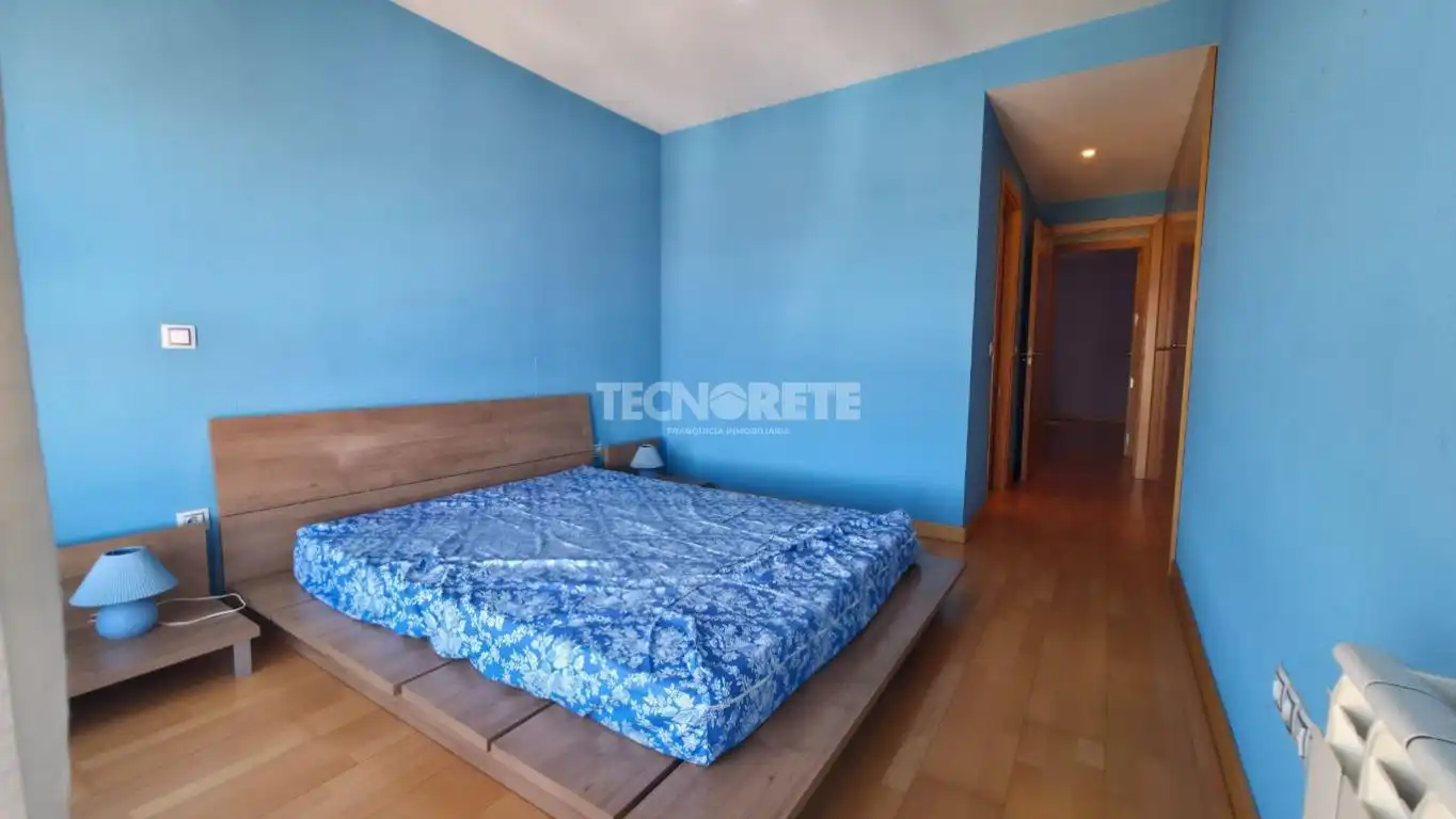 Habitación de Piso en venta en Guadalajara con Parquet y Piscina comunitaria