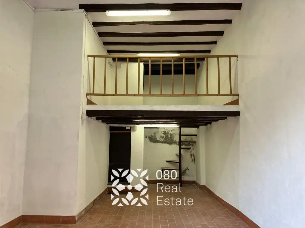 Local comercial en venda a Carrer de Colomines
