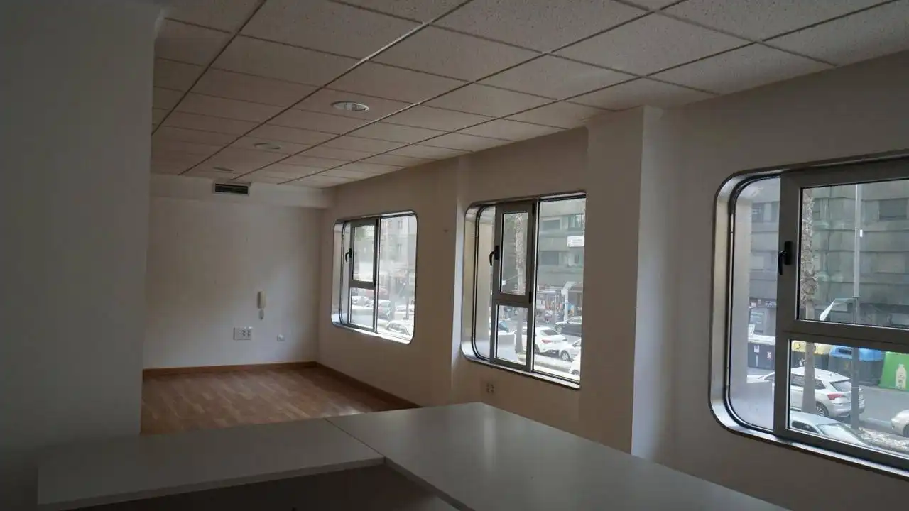 Ufficio in affitto a Avenida de José Mesa y López 59, imagen 13