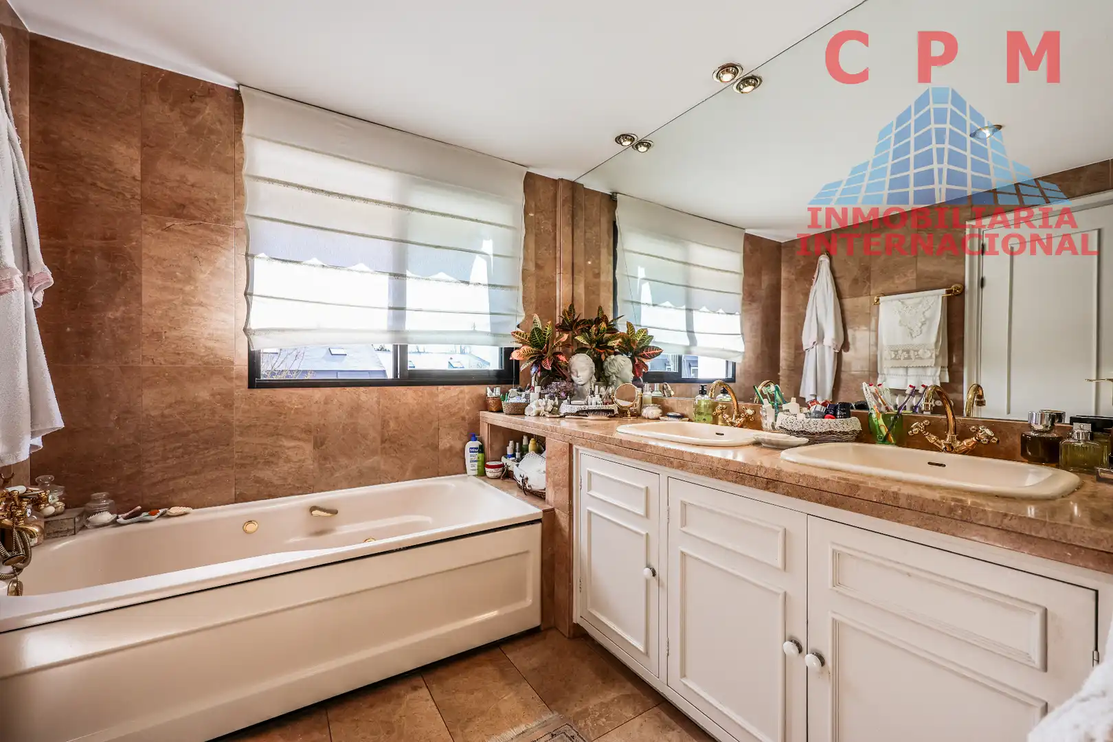 Baño de Casa o chalet en venta en Madrid con Aire acondicionado, Calefacción y Parquet