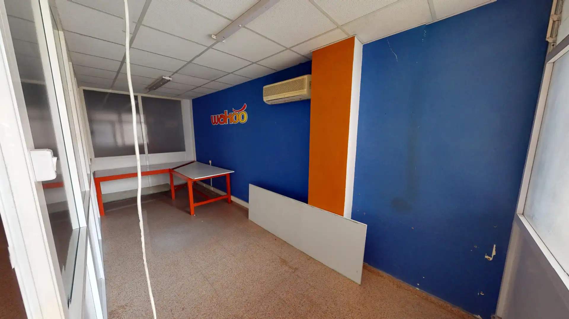 Commercial properties for sale in Alicante / Alacant  with Air Conditioner