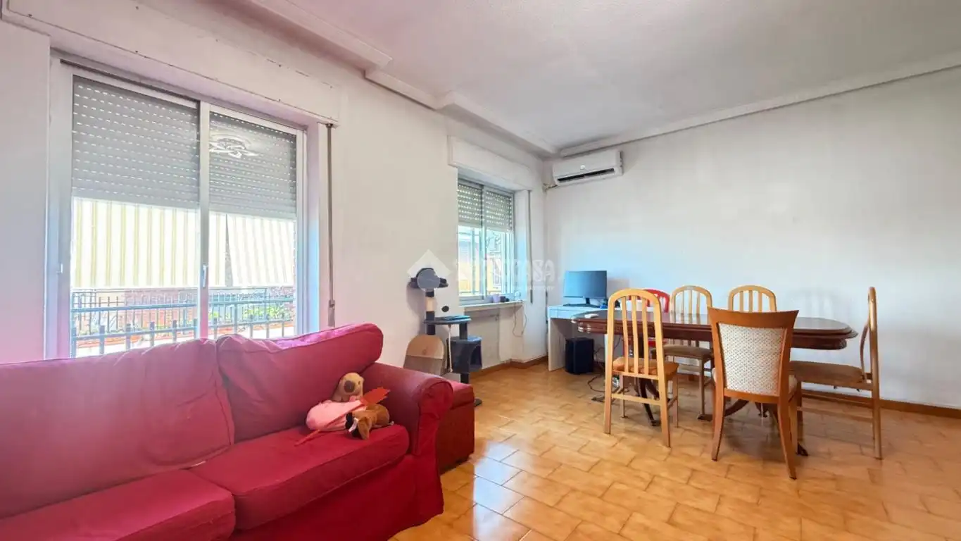 Sala d'estar de Pis en venda en Portillo de Toledo amb Aire condicionat, Terrassa i Traster
