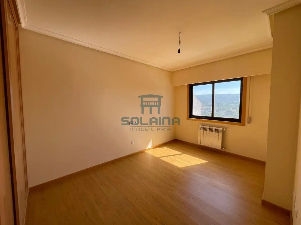 Flat with lift for sale in San Cibrao das Viñas, imagen 8
