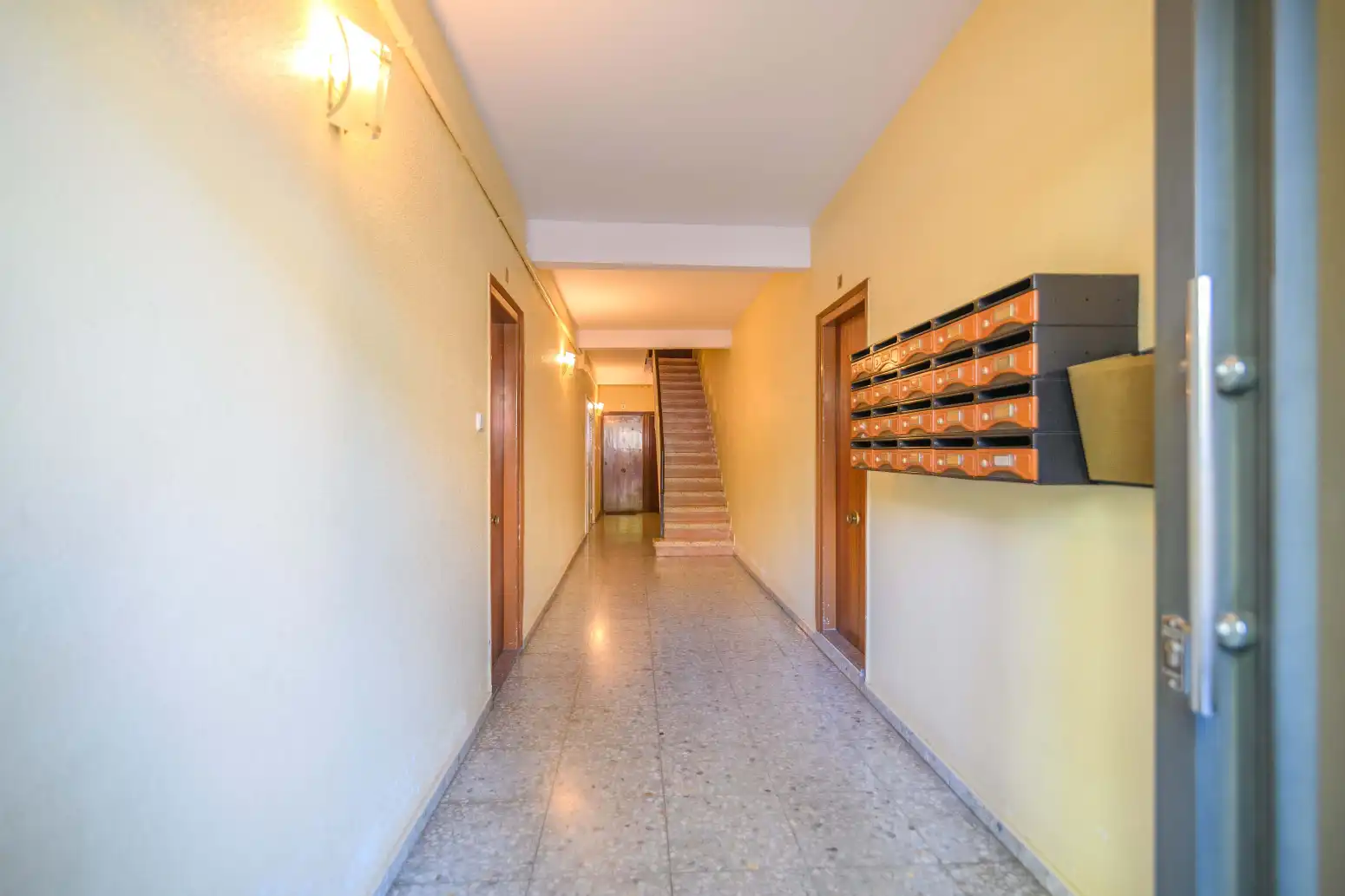 Piso en venta en Cornellà de Llobregat con Aire acondicionado, Calefacción y Balcón