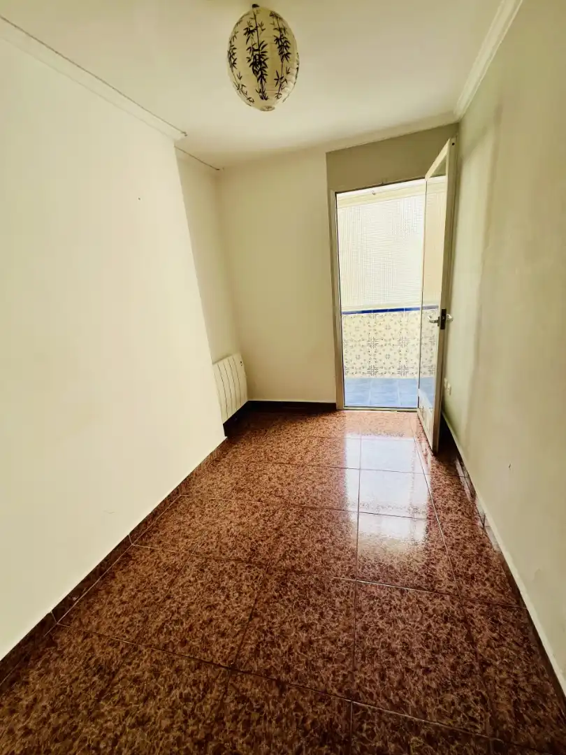 Flat for sale in Zaragoza  with Heating, Oven and Washing machine