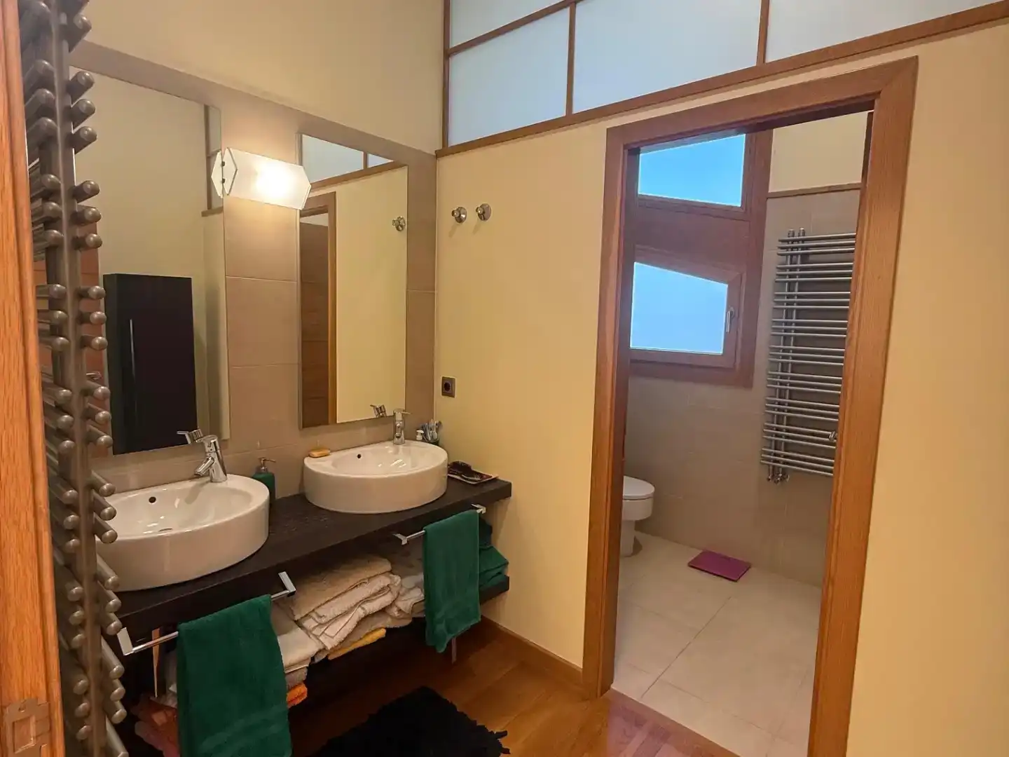 Bany de Casa o xalet en venda en Vigo  amb Aire condicionat, Piscina i Balcó