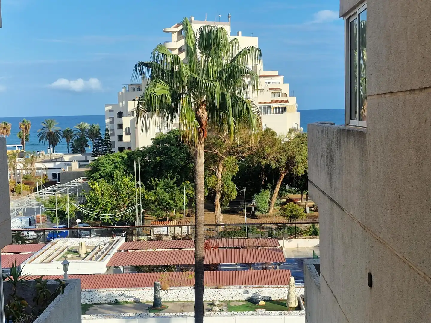 Apartament amb piscina en venda a Avenida LA MARINA, imagen 20