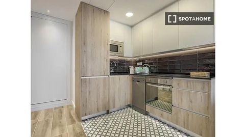 Foto 5 de Piso de alquiler en Pinar del Rey, Madrid Capital
