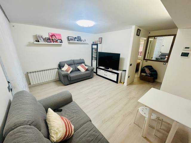 Piso en Venta en Ronda del Sur, 175 en Entrevías