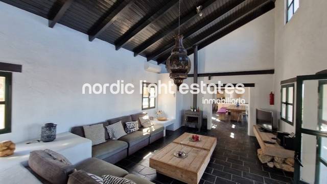 Casa-chalet en Venta en Canillas de Aceituno