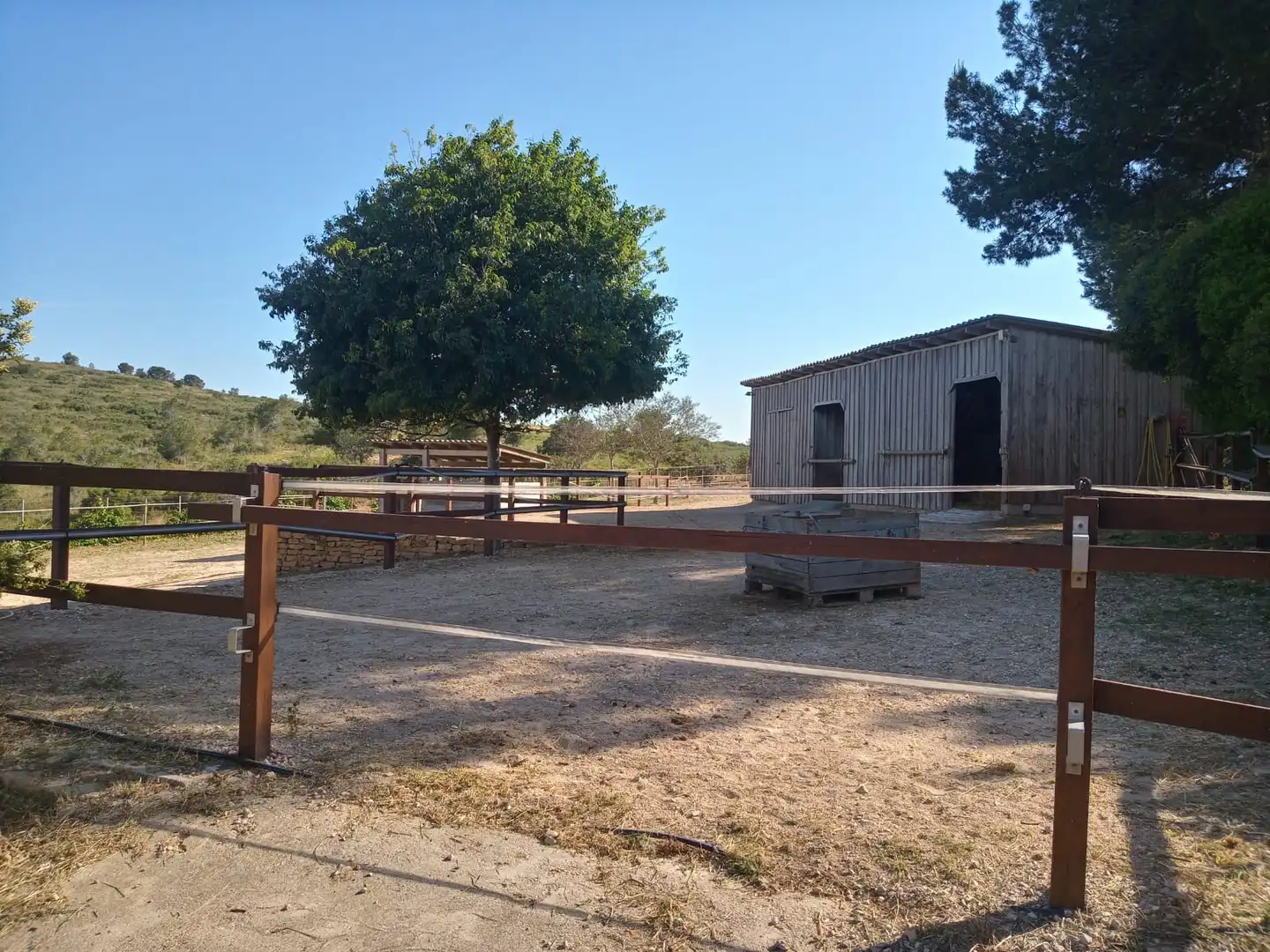 Vista exterior de Casa o chalet en venta en Montserrat con Jardín privado, Parquet y Terraza