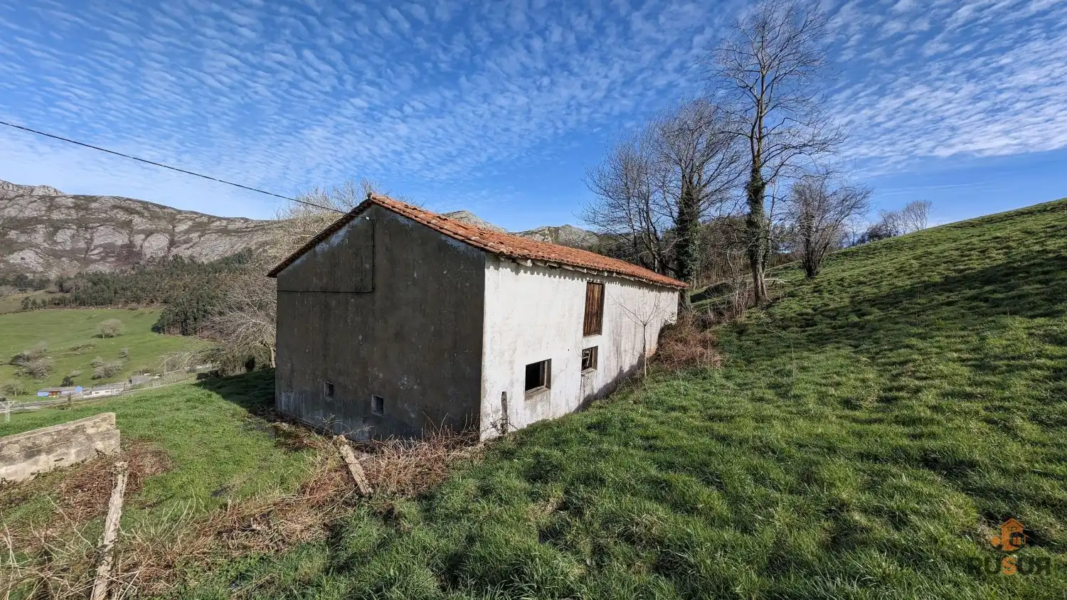 Vista exterior de Finca rústica en venta en San Felices de Buelna