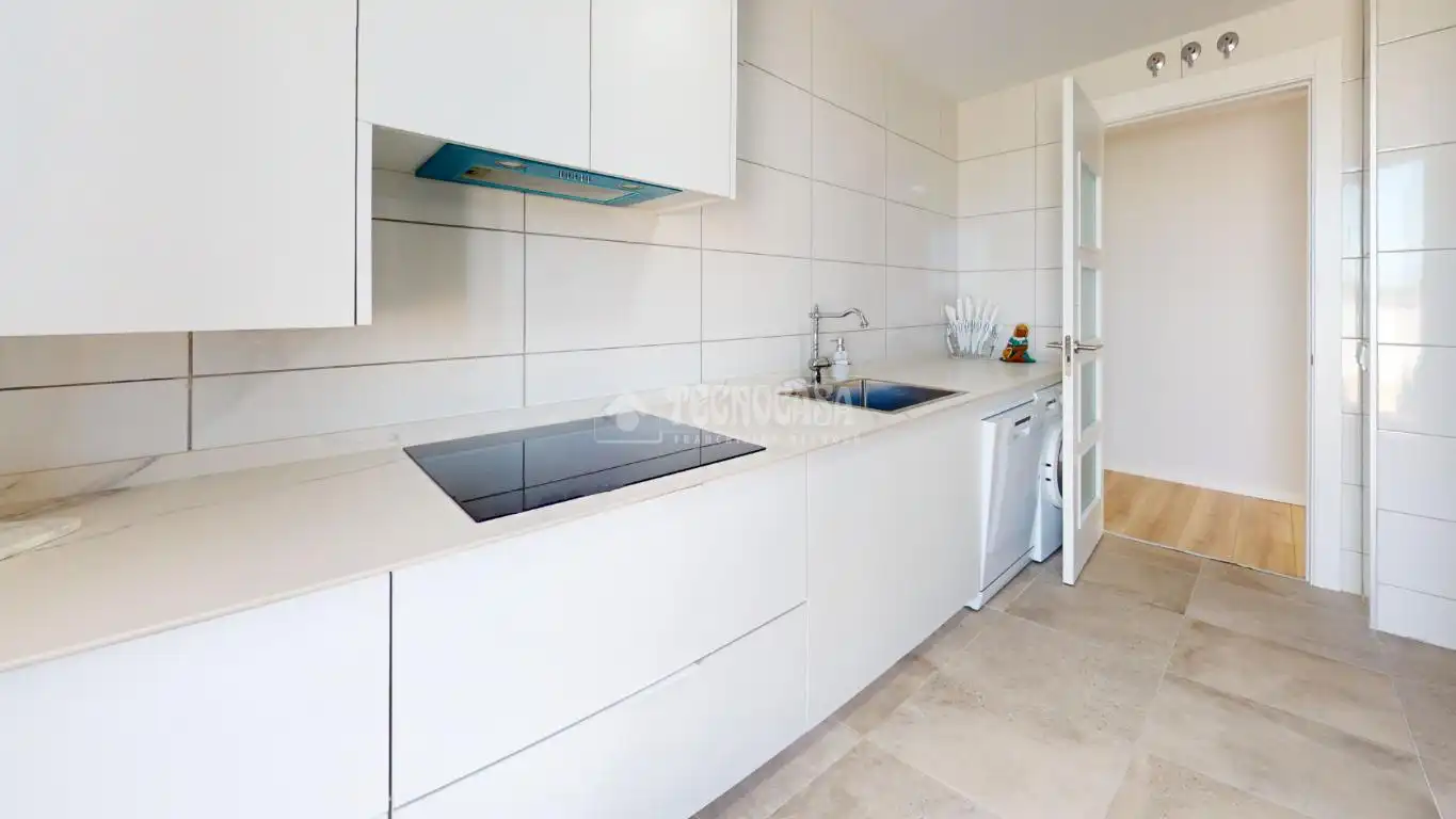 Küche von Wohnung zum Verkauf in Villanueva de la Torre mit Parkett, Terrasse und Möbliert