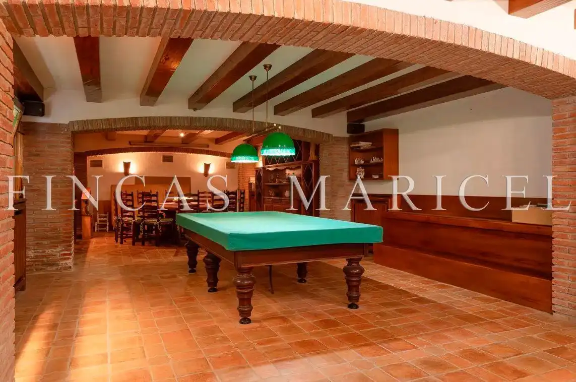 Casa o xalet en venda a Pintor Roig i soler, Can Girona - Terramar - Vinyet