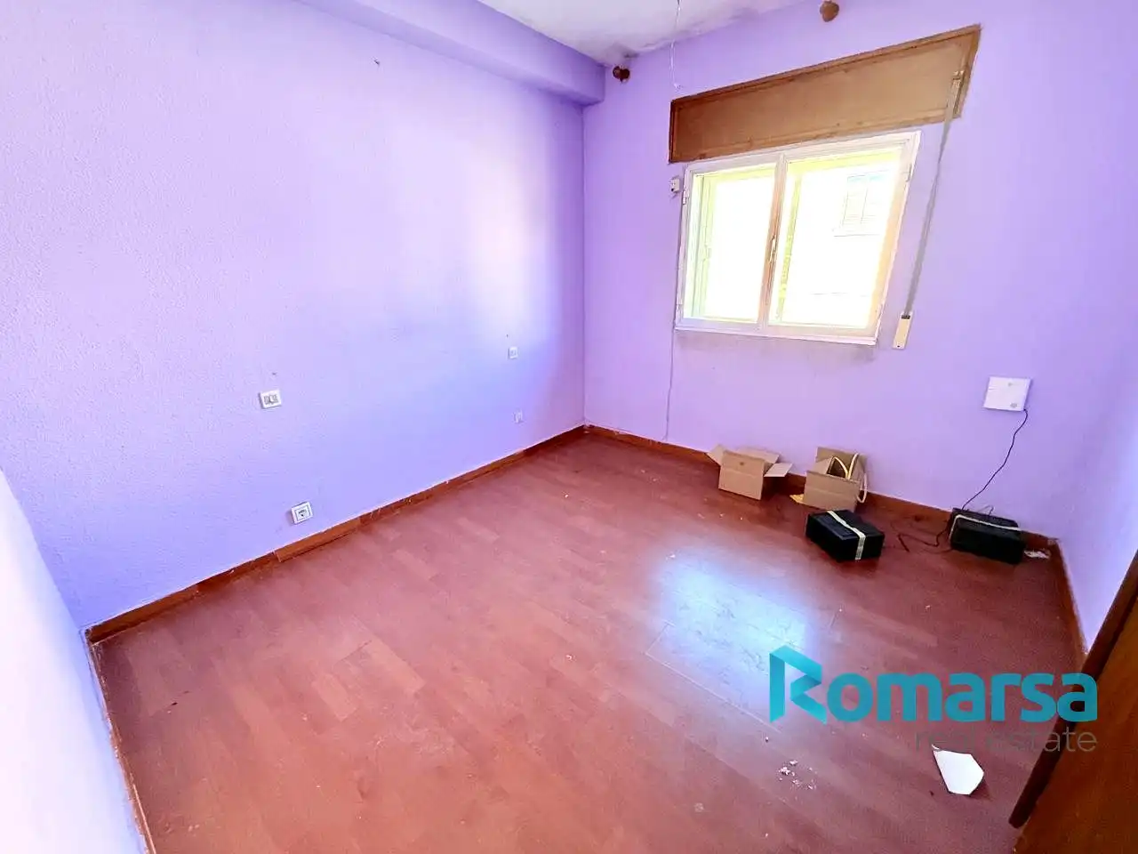 Habitación de Piso en venta en Las Navas del Marqués  con Parquet, Terraza y Trastero