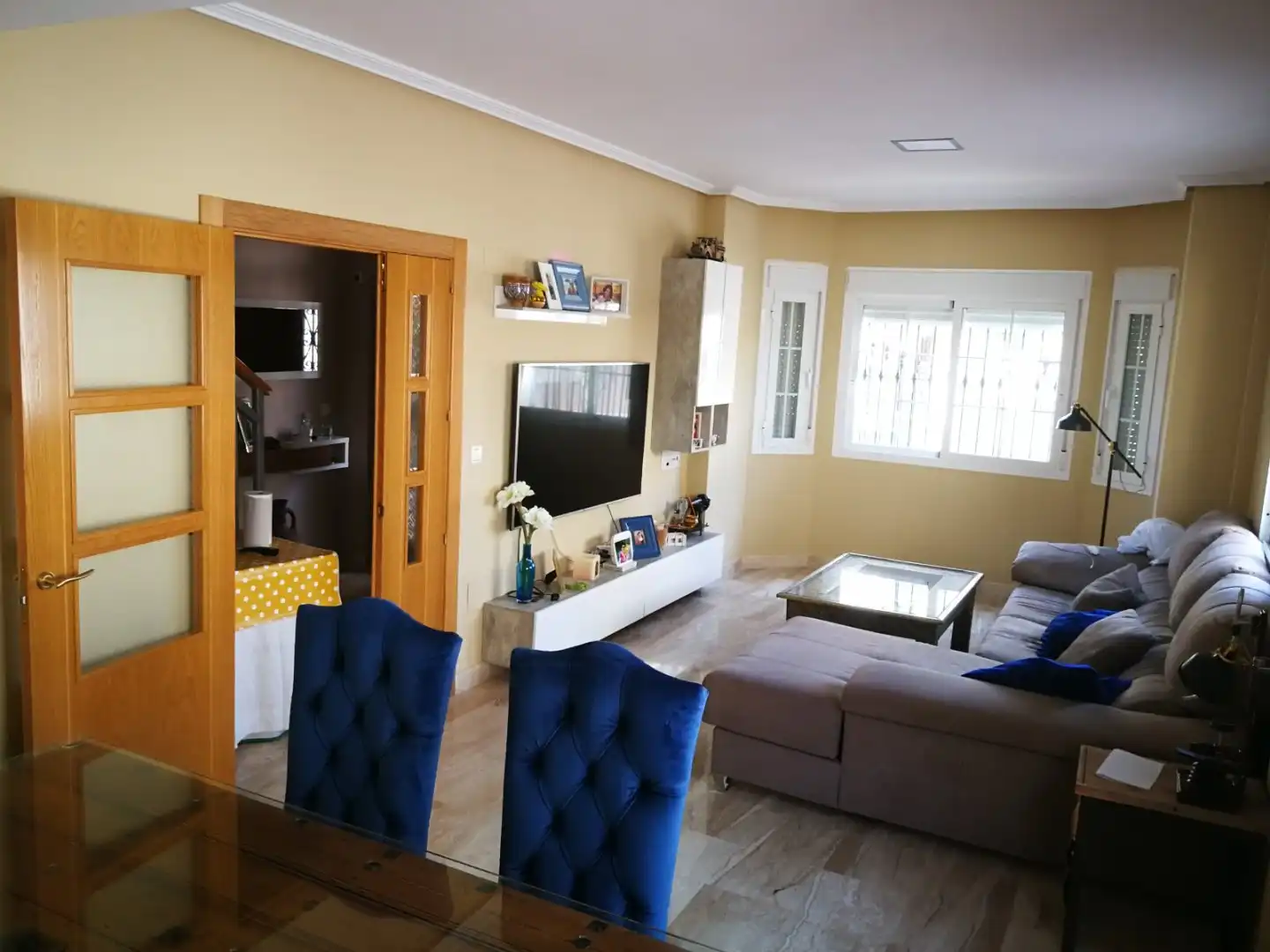 Living room of Detached homes for sale in Bormujos  with Air Conditioner and Terrace