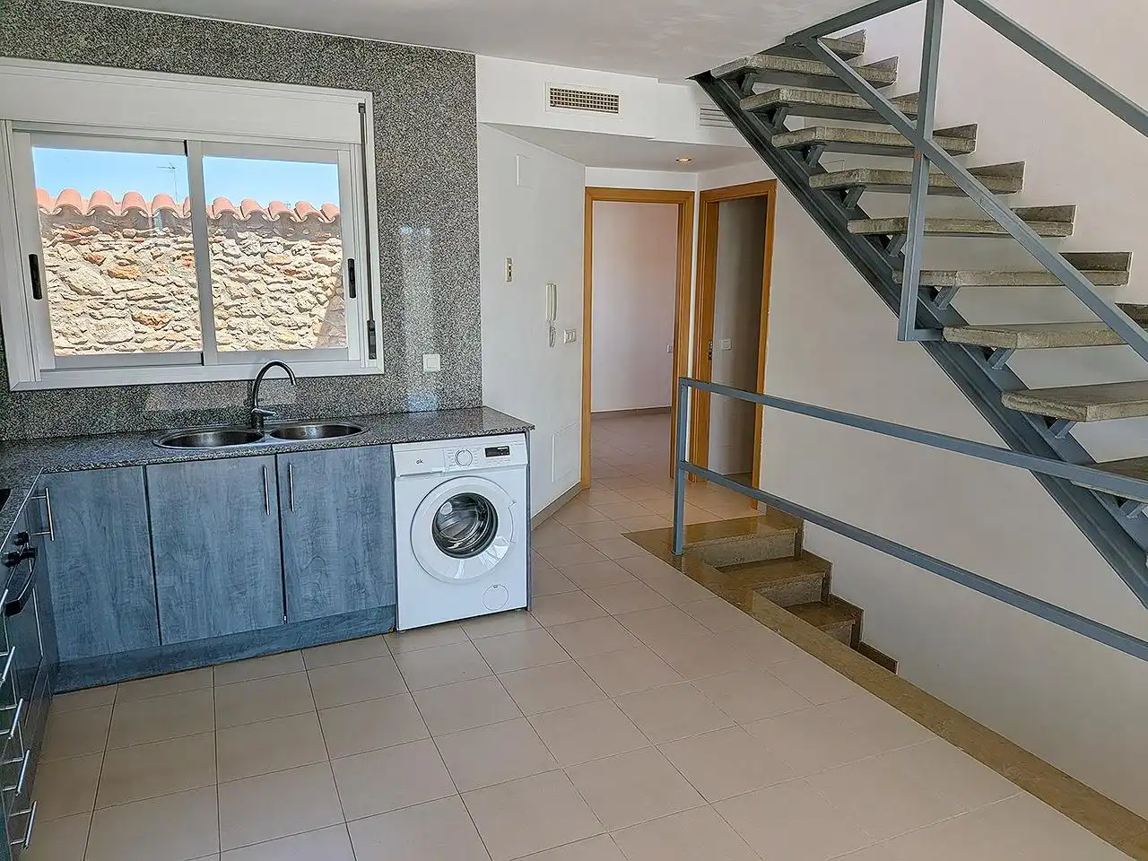 Maisonette zum Verkauf in Ulldecona mit Klimaanlage, Terrasse und Alarm