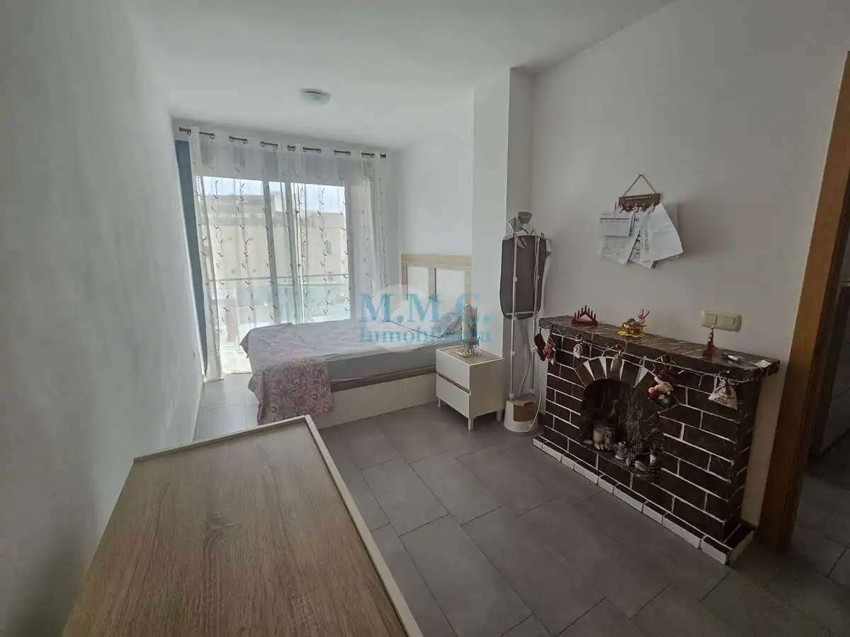 Habitación de Piso en venta en Roquetas de Mar con Terraza y Amueblado