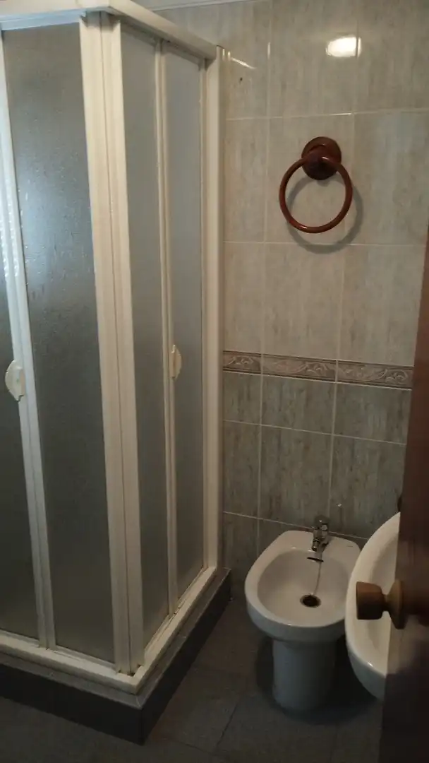 Bany de Casa o xalet en venda en Zuheros amb Moblat i Rentadora