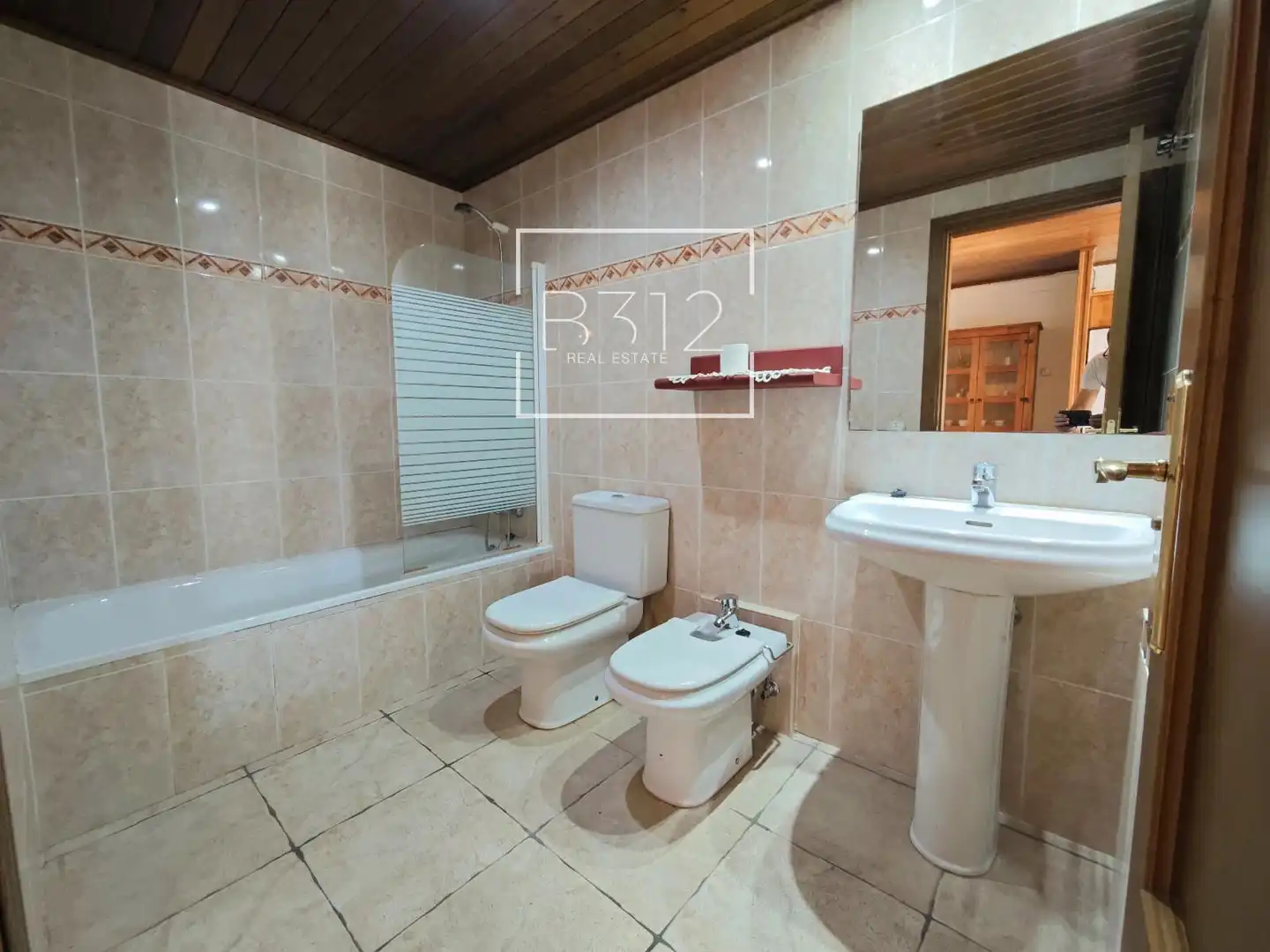 Bathroom of Flat for sale in Vielha e Mijaran  with Heating and Furnished