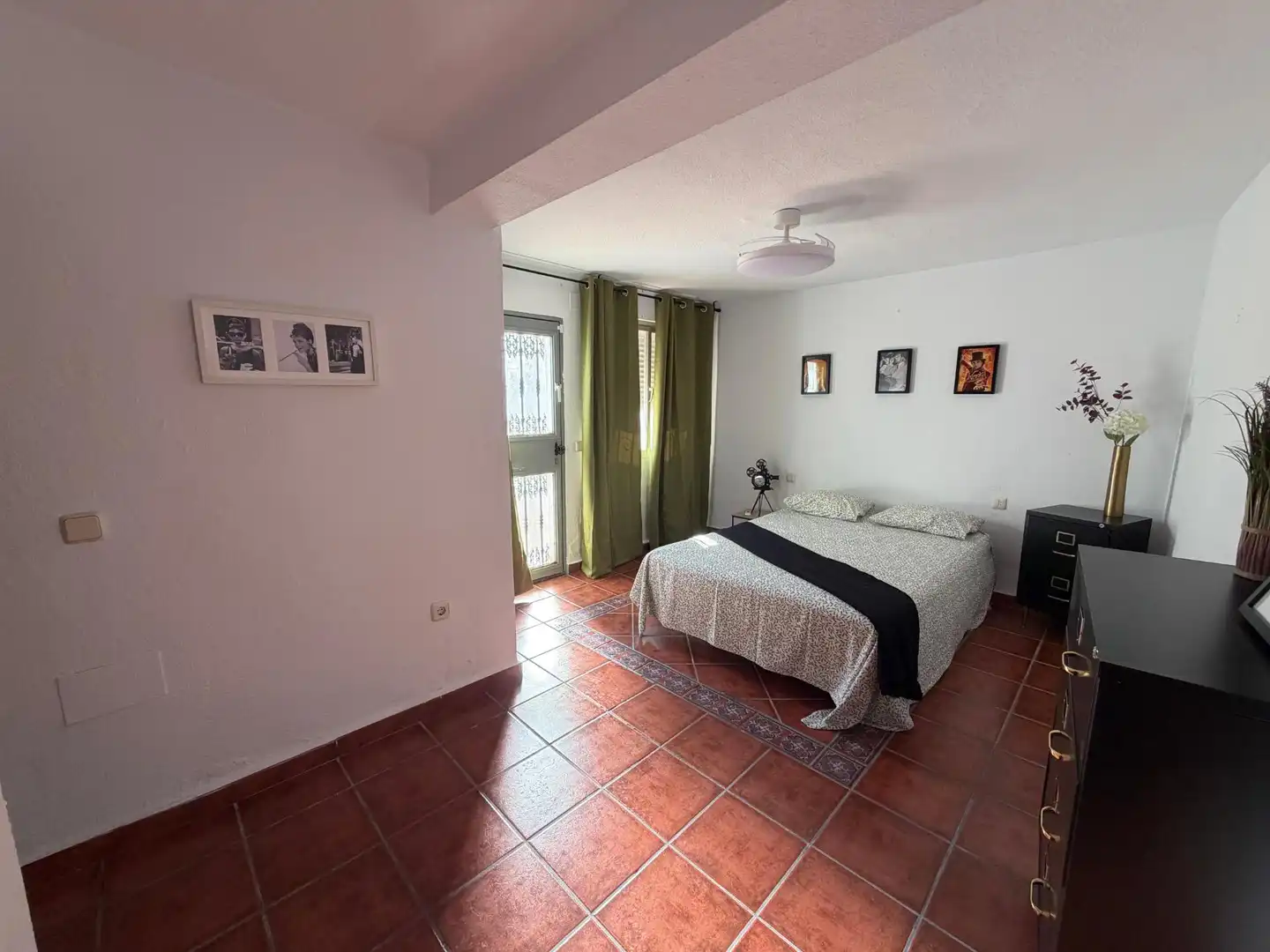 Habitación de Casa o chalet de alquiler en Rincón de la Victoria con Terraza, Trastero y Amueblado