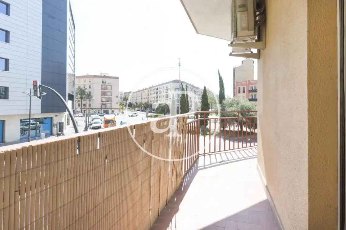 Flat for rent in Carrer de Xile, Mestalla