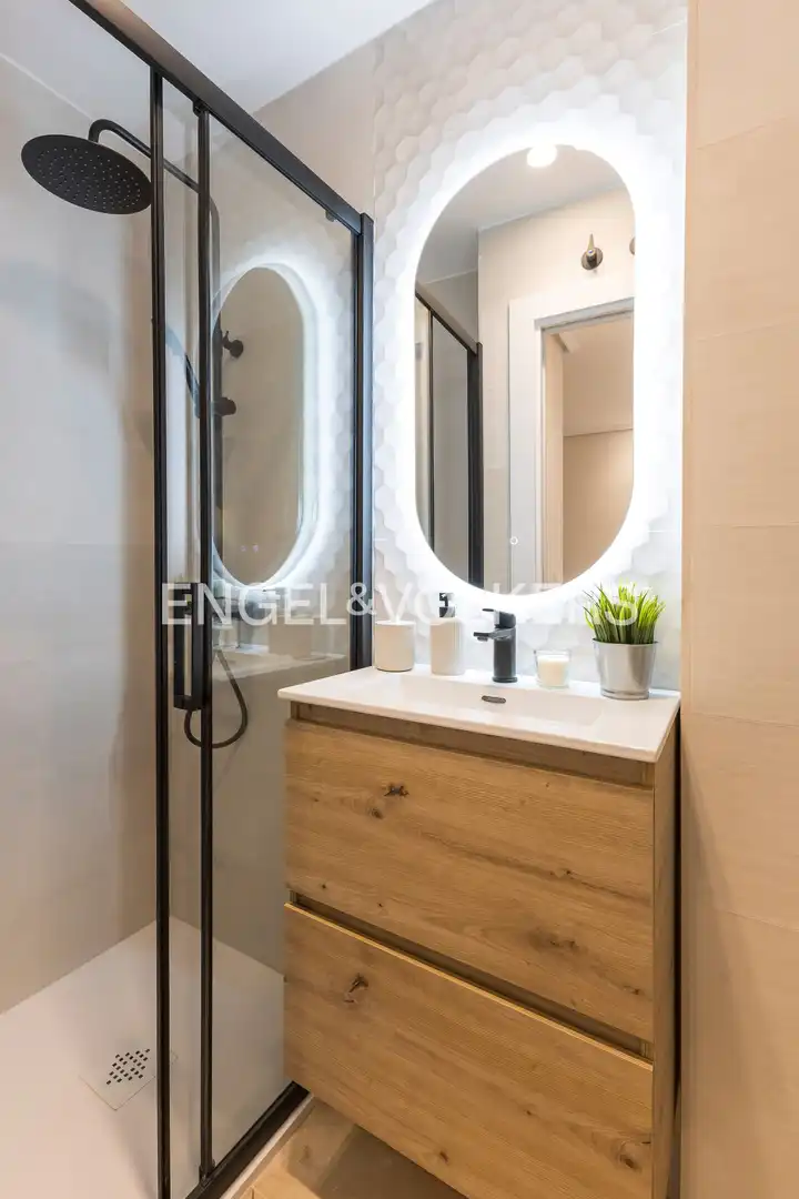 Baño de Piso en venta en Madrid con Aire acondicionado y Calefacción