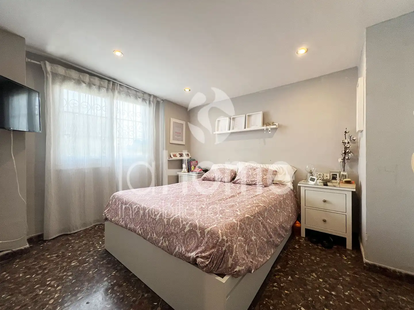 Habitación de Casa o chalet en venta en Paterna con Aire acondicionado, Calefacción y Jardín privado