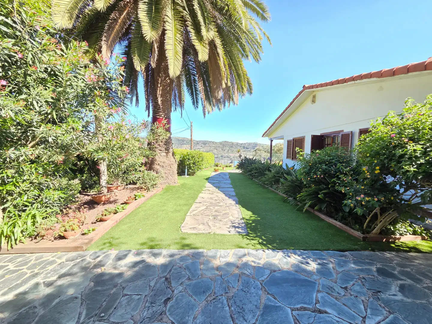 Vista exterior de Casa o chalet de alquiler en Santa Brígida con Calefacción, Jardín privado y Terraza