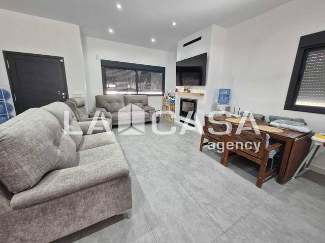 Casa-chalet en Venta en Los Palacios y Villafranca