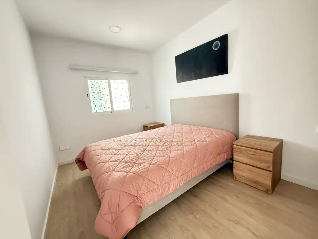 Schlafzimmer von Wohnungen zur Miete in Pollença mit Klimaanlage, Heizung und Privatgarten