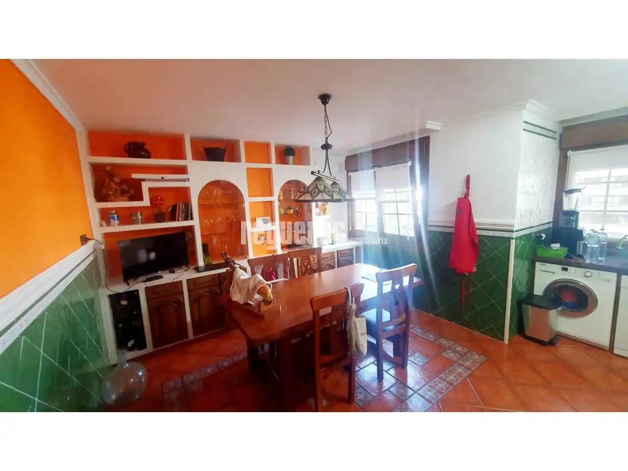 Comedor de Piso en venta en Avilés con Calefacción, Parquet y Terraza