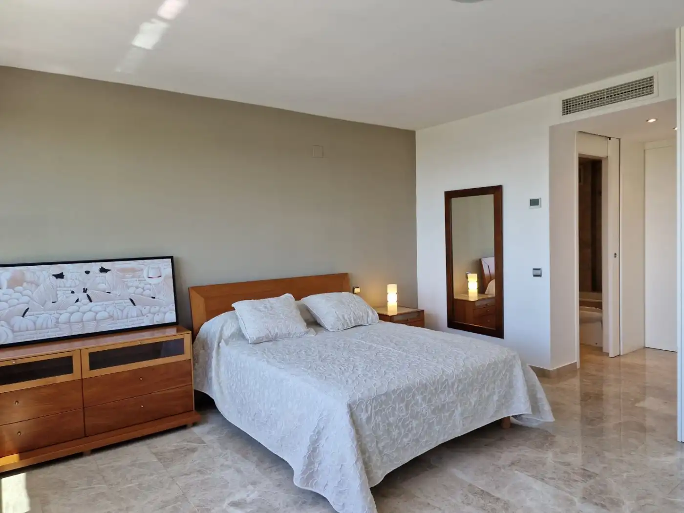 Flat for rent in Paseo Albereda, Penya - Roja - Avda. Francia