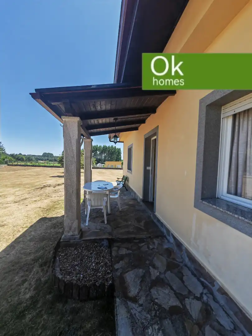 Chalet con jardín en venta en Parroquias del Este, imagen 2