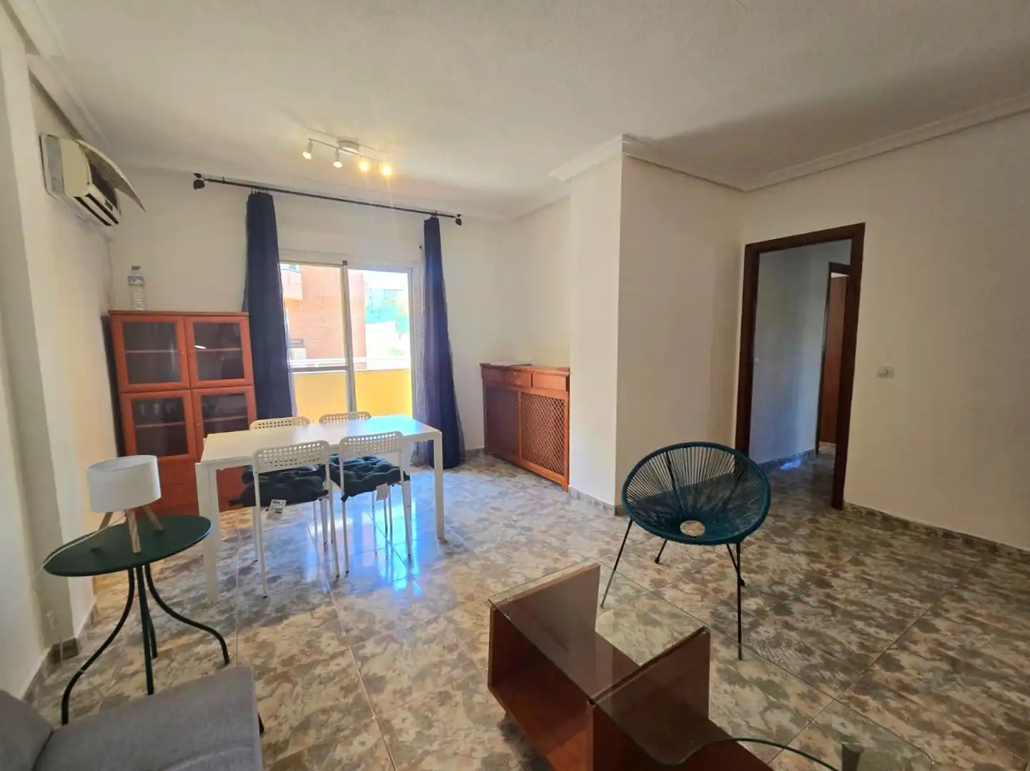 Vista exterior de Piso de alquiler en Plasencia con Aire acondicionado, Calefacción y Terraza