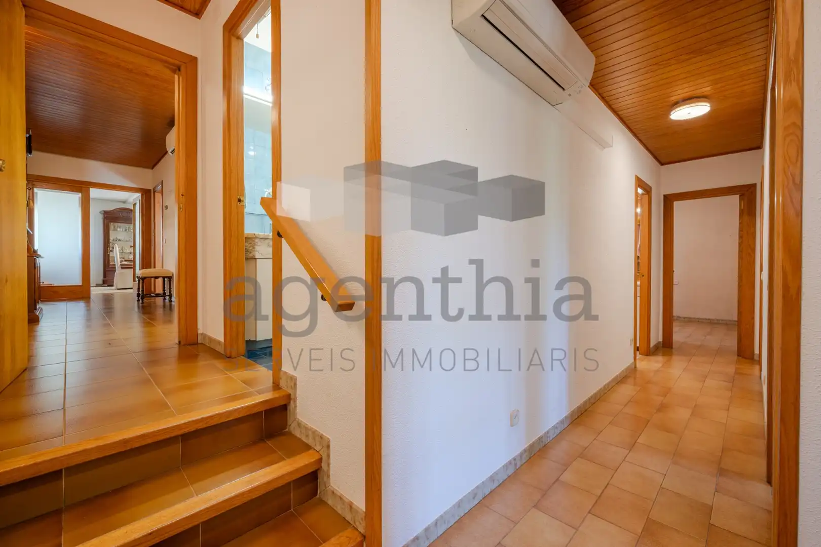 Houses for sale in Quart  with Air Conditioner, Heating and Terrace