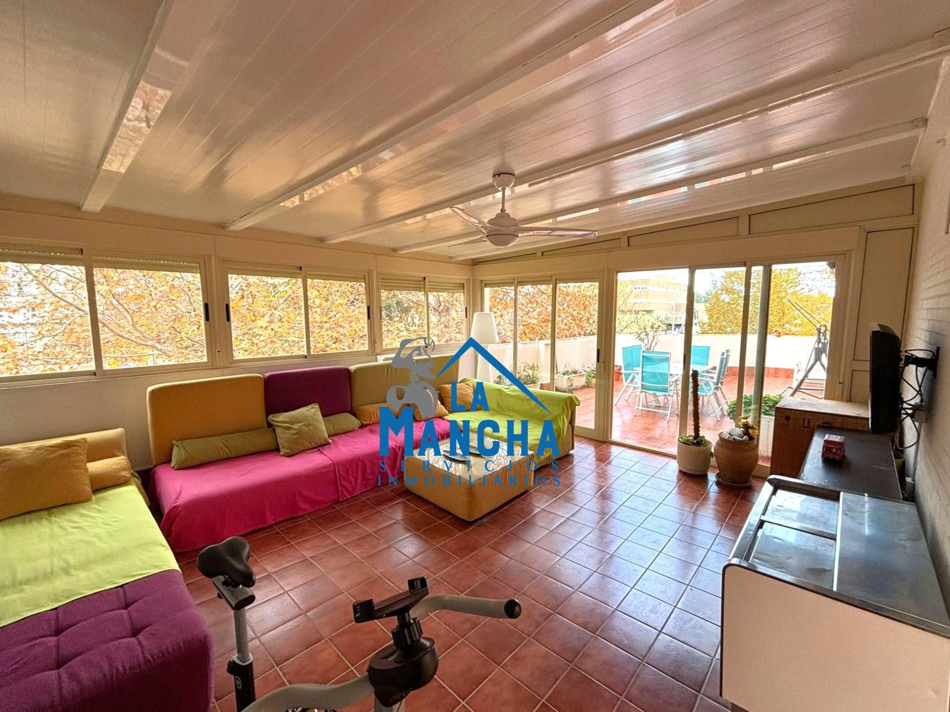 Jardí de Pis en venda en  Albacete Capital amb Calefacció, Jardí privat i Terrassa