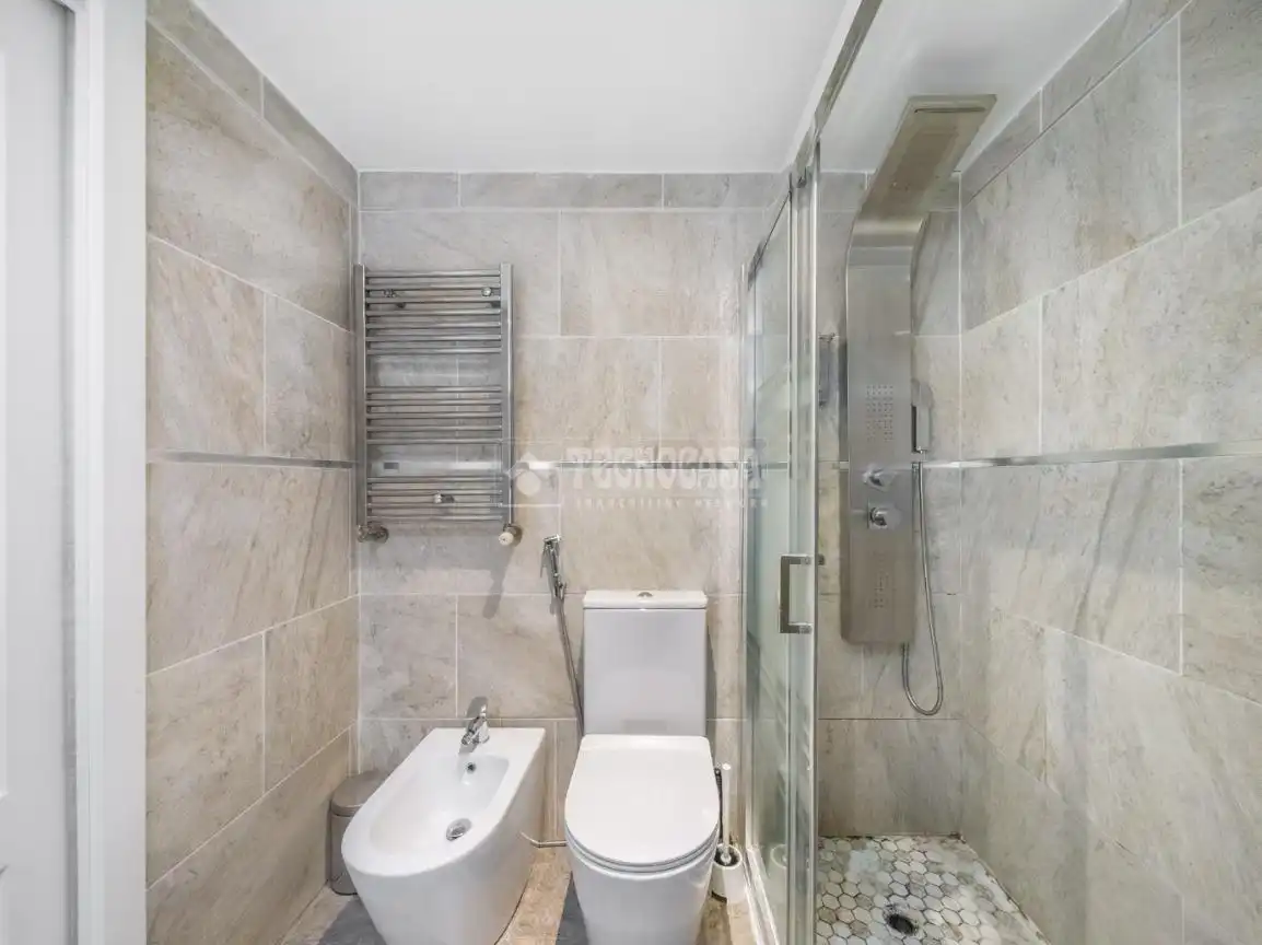 Baño de Piso en venta en Madrid con Aire acondicionado, Calefacción y Terraza