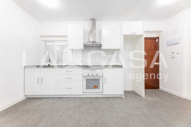Piso en Venta en Carrer de l'Alcúdia de Crespins en Torrefiel