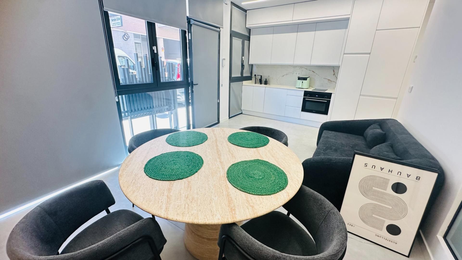 Menjador de Planta baixa en venda en Elche / Elx amb Aire condicionat, Calefacció i Alarma