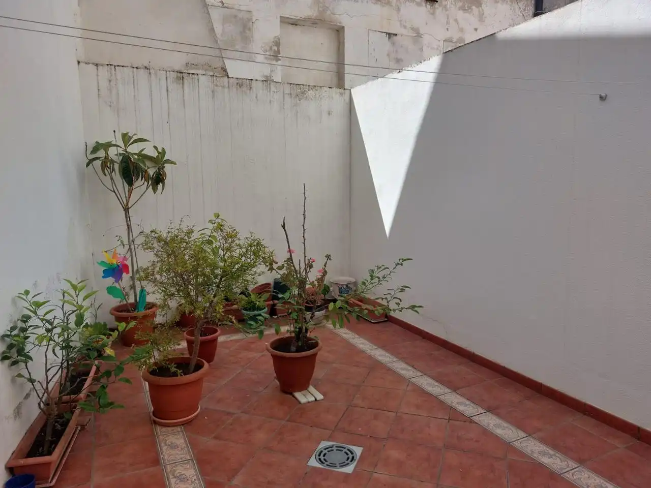 Jardí de Apartament en venda en Cádiz amb Aire condicionat