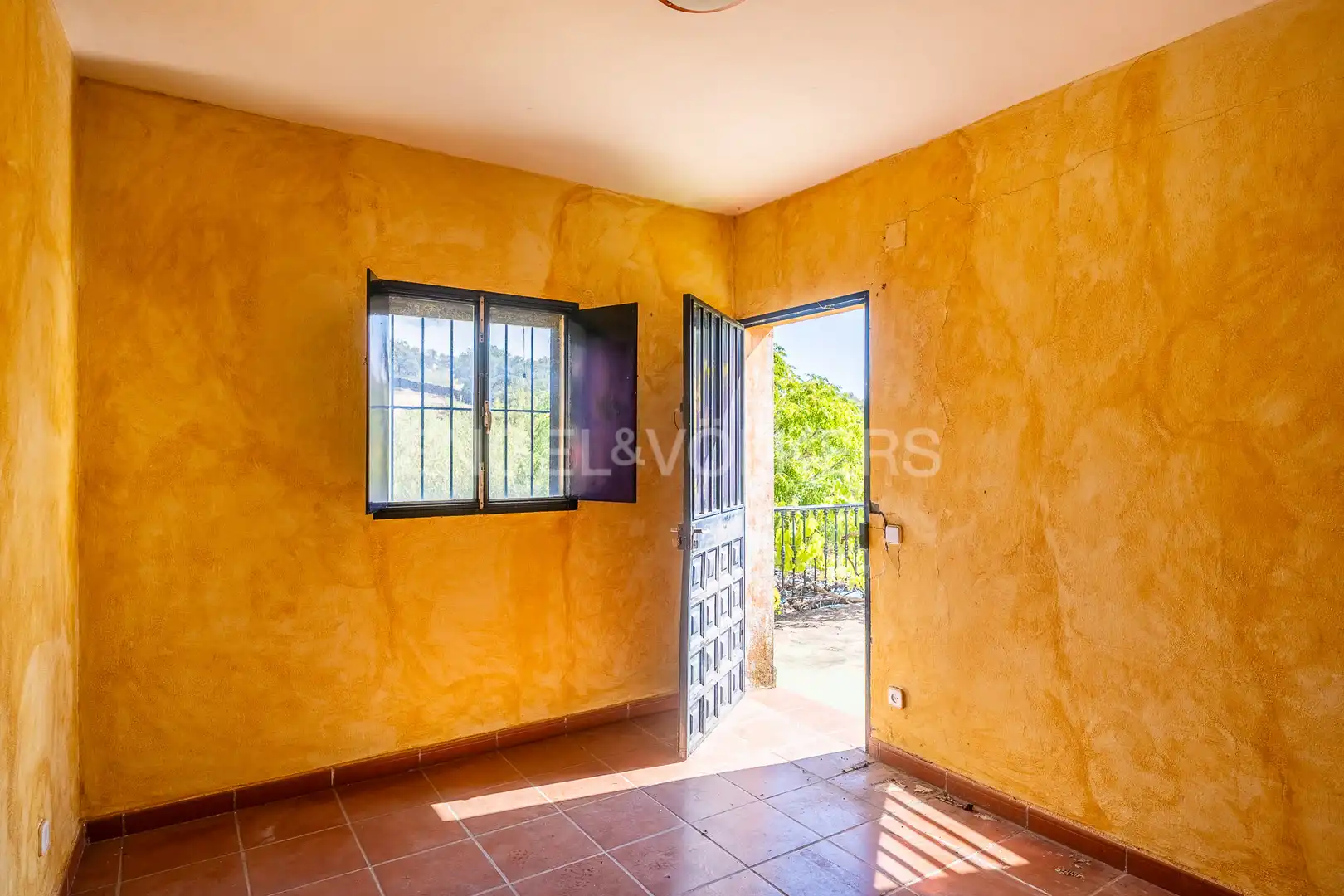 Vista exterior de Finca rústica en venta en El Castillo de las Guardas con Calefacción, Jardín privado y Terraza