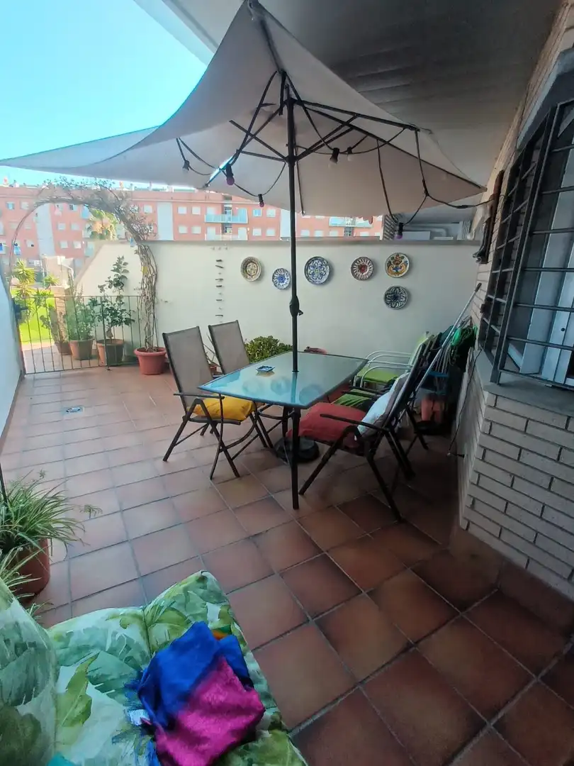 Terrassa de Pis en venda en Cubelles amb Aire condicionat, Calefacció i Terrassa