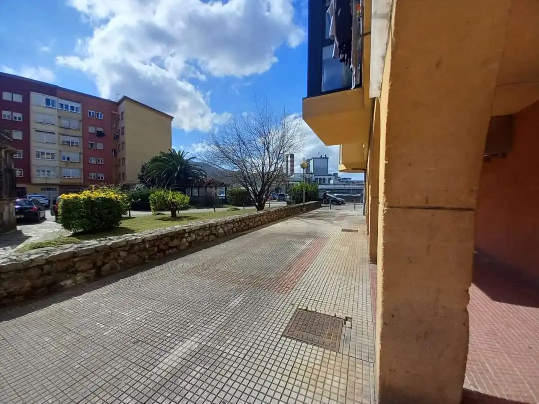 Local commercial à louer à Avenida de Yera, imagen 16
