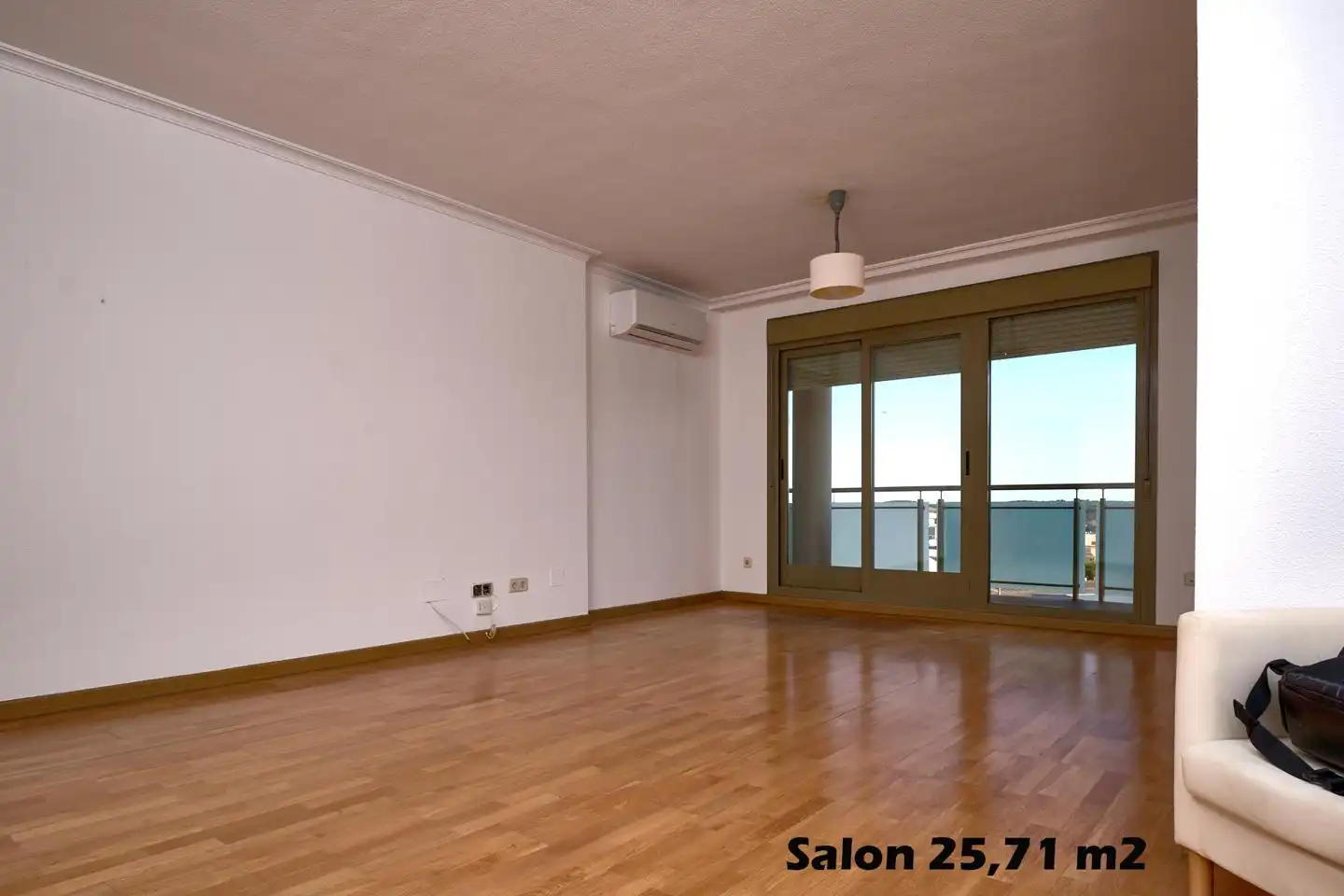 Sala de estar de Piso en venta en Rivas-Vaciamadrid con Aire acondicionado, Calefacción y Trastero