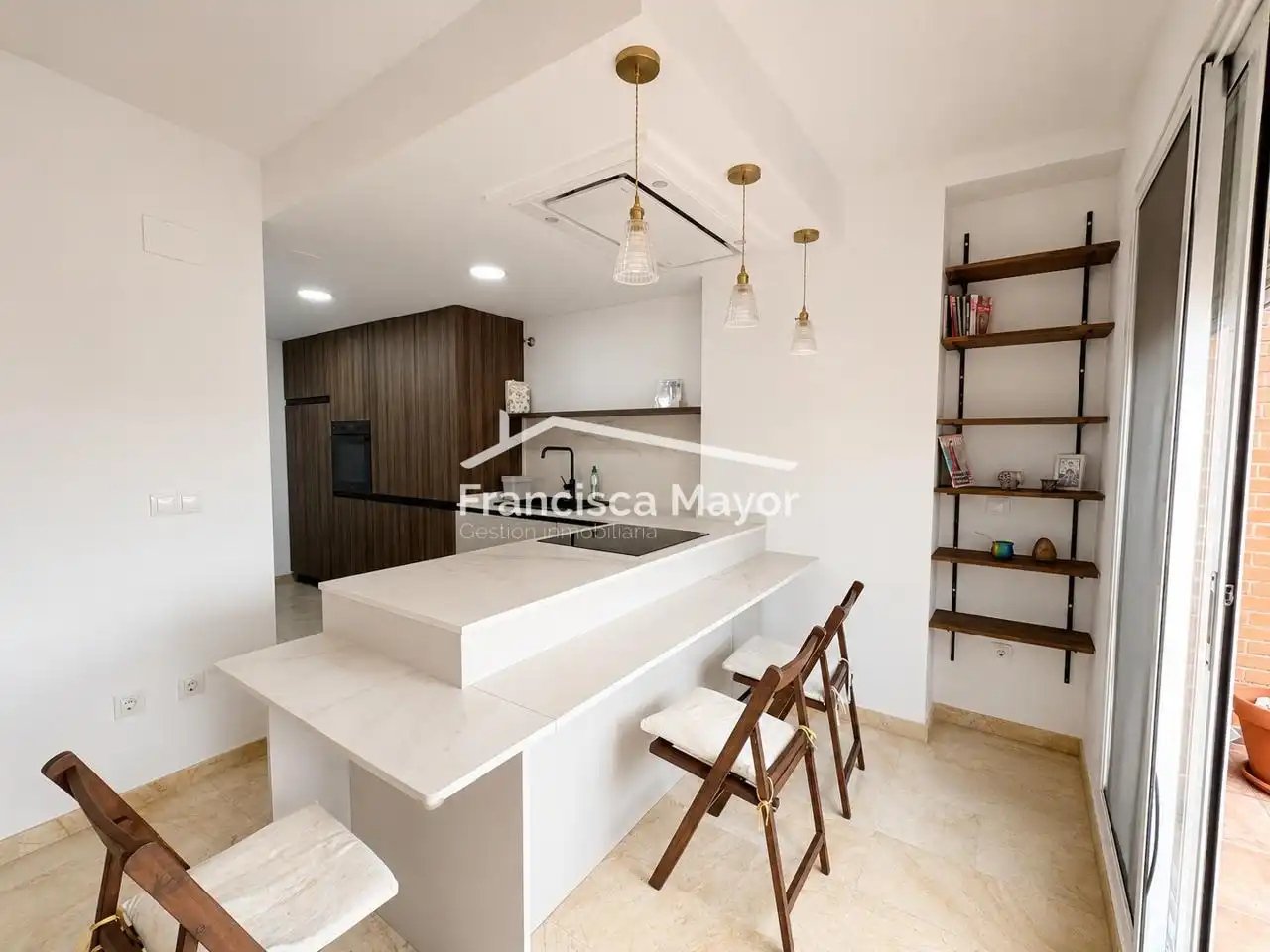 Cuina de Dúplex en venda en Valencia amb Aire condicionat, Terrassa i Moblat