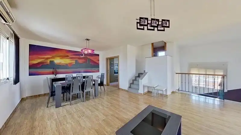 Esszimmer von Dachboden zum Verkauf in Cúllar Vega mit Terrasse und Balkon
