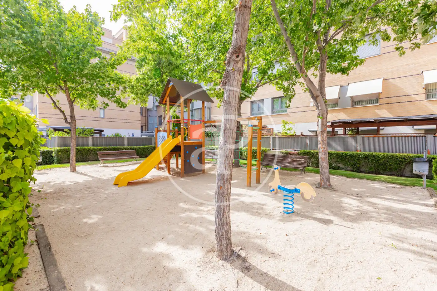 Jardín de Piso en venta en Madrid con Aire acondicionado, Calefacción y Terraza