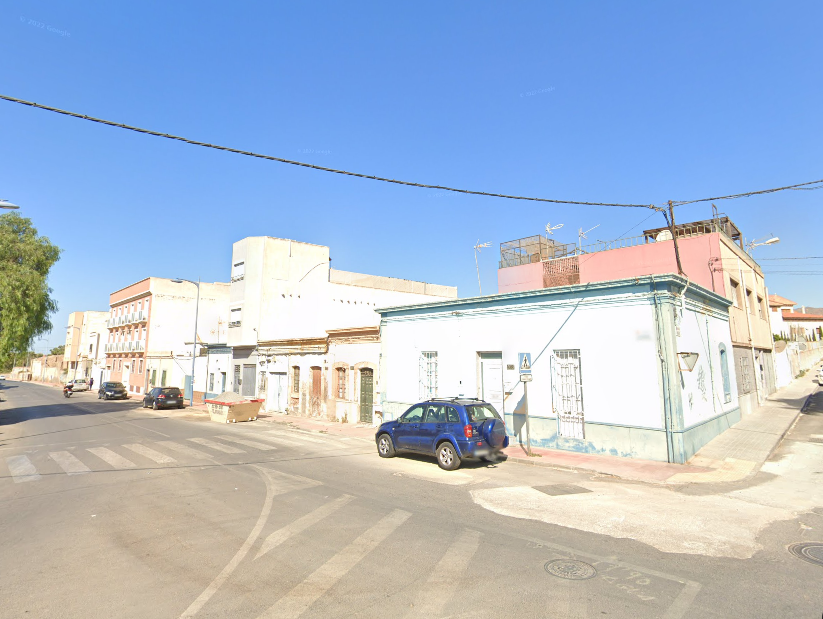 Vista exterior de Pis en venda en  Almería Capital